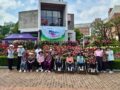 지역사회 교류 및 문화활동 참여의 일환으로 어르신들을 모시고  조선대학교 장미축제 행사에  참여하였습니다. ^^