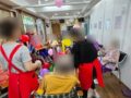 ♥ 어르신들과 다양한 도구들을 이용하여 레크레이션을 진행하였습니다