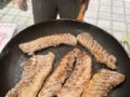 장 * * 어르신 보호자님께서 삼겹살을  사다주시어   반찬으로 모두 맛있게 드셨습니다.